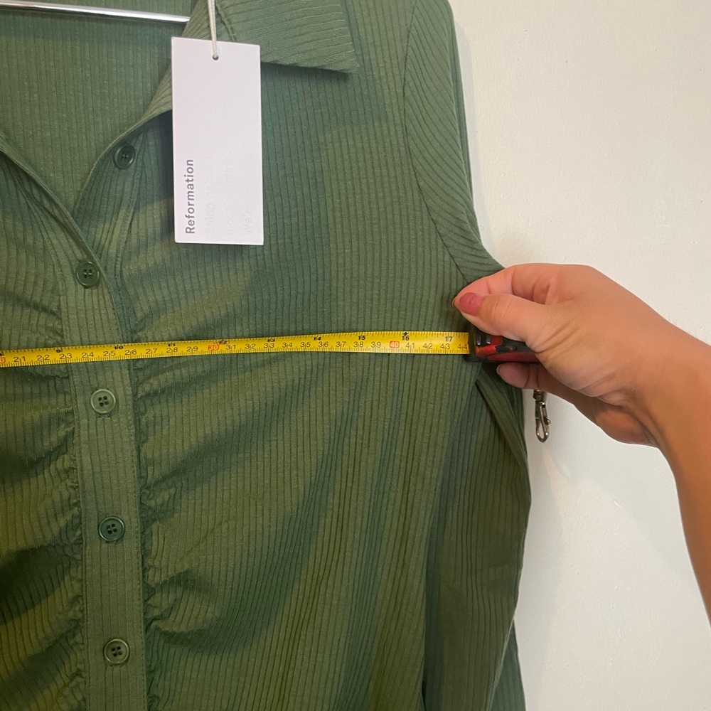 Reformation Amy Dress in Moss size Large - Picture 4 of 9